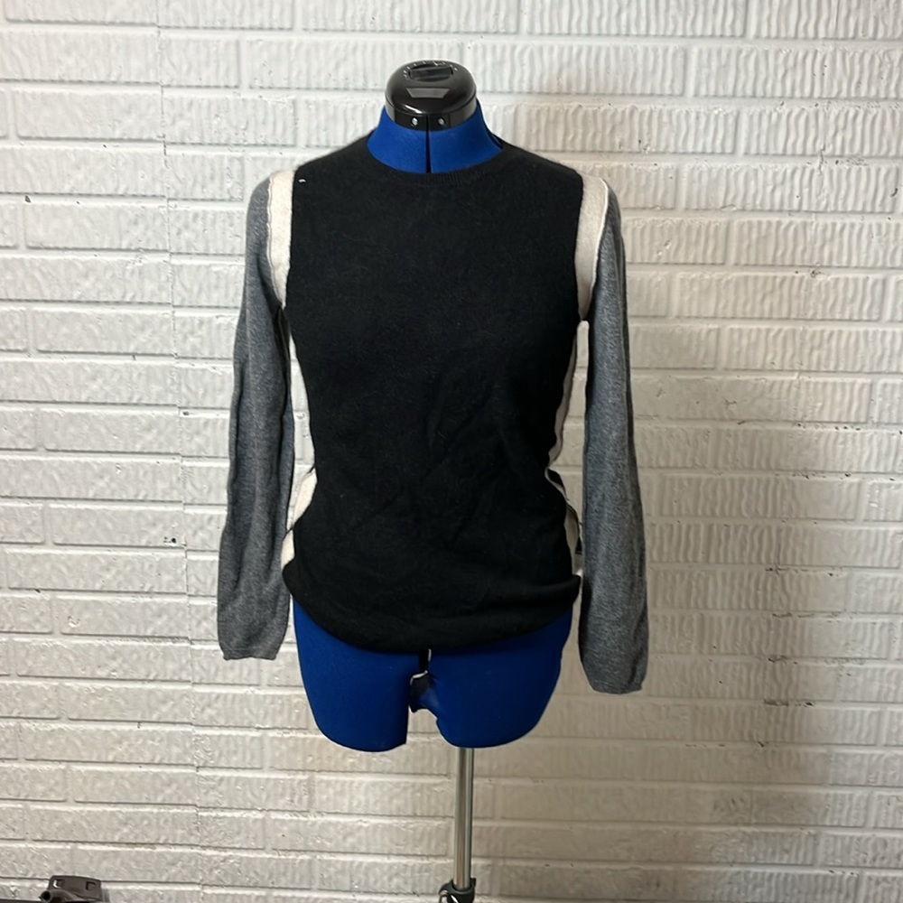 100% Cashmere Sweater